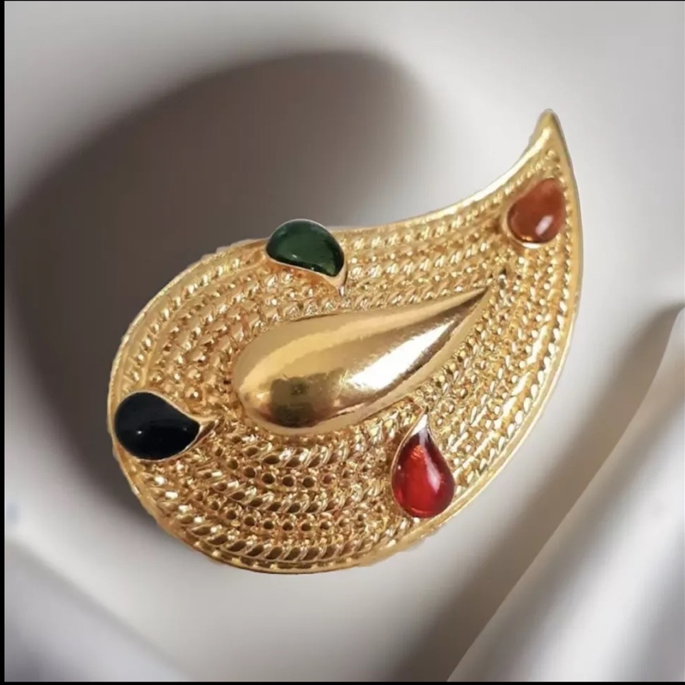 Vintage MCM Paisley Cabochon Multicolor Amber Emerald Red Black Gold Tone Brooch